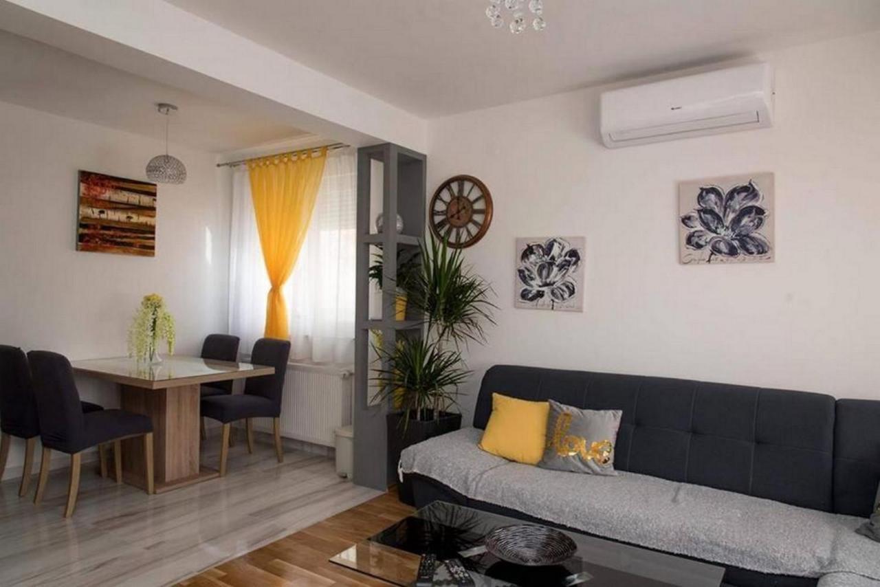 Apartmani Oaza Дарувар Экстерьер фото